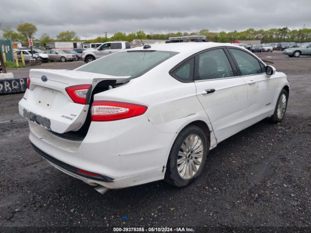 Photo 3 VIN: 3FA6P0LU4DR328781 - FORD FUSION 