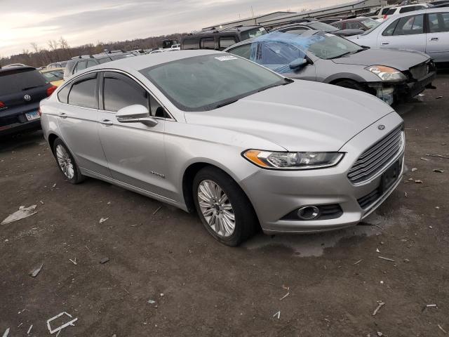 Photo 3 VIN: 3FA6P0LU4DR370772 - FORD FUSION 