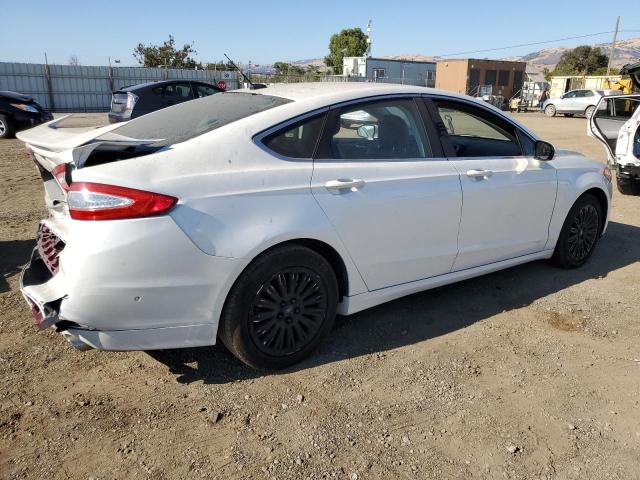 Photo 2 VIN: 3FA6P0LU4DR386776 - FORD FUSION SE 