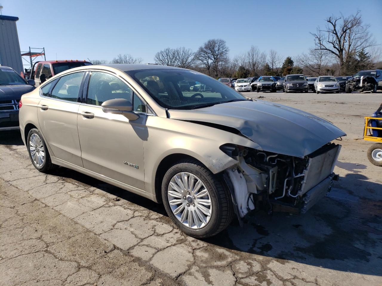 Photo 3 VIN: 3FA6P0LU4FR172275 - FORD FUSION 