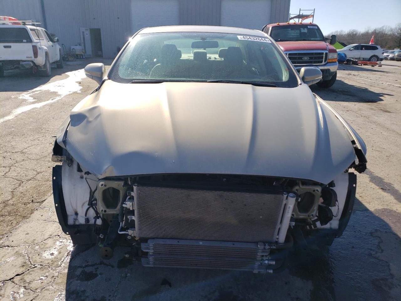 Photo 4 VIN: 3FA6P0LU4FR172275 - FORD FUSION 