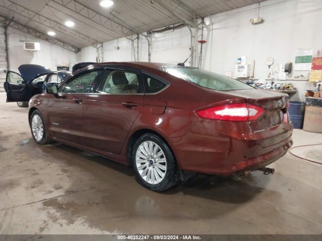 Photo 2 VIN: 3FA6P0LU4FR204013 - FORD FUSION 