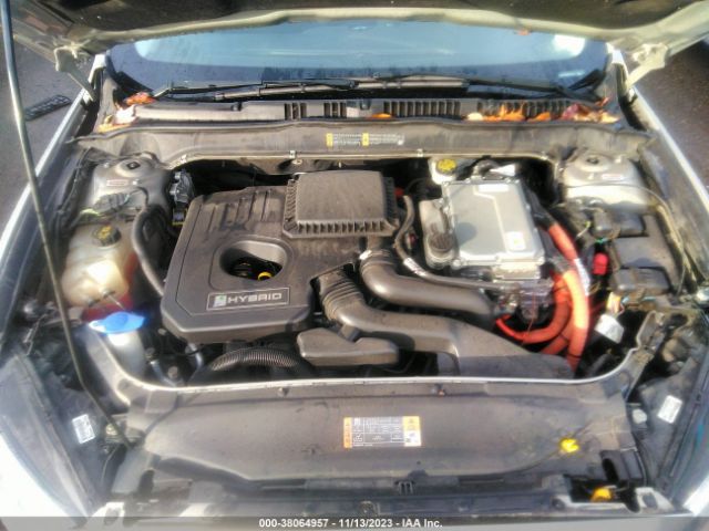 Photo 9 VIN: 3FA6P0LU4FR239005 - FORD FUSION HYBRID 