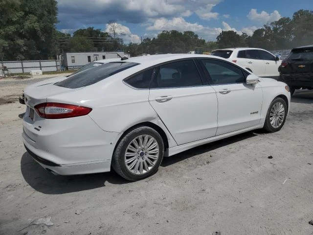 Photo 2 VIN: 3FA6P0LU4FR248285 - FORD FUSION SE 