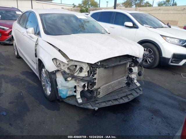 Photo 5 VIN: 3FA6P0LU4FR310770 - FORD FUSION 