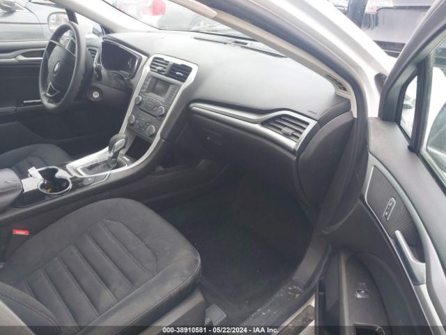 Photo 4 VIN: 3FA6P0LU4GR397605 - FORD FUSION HYBRID 