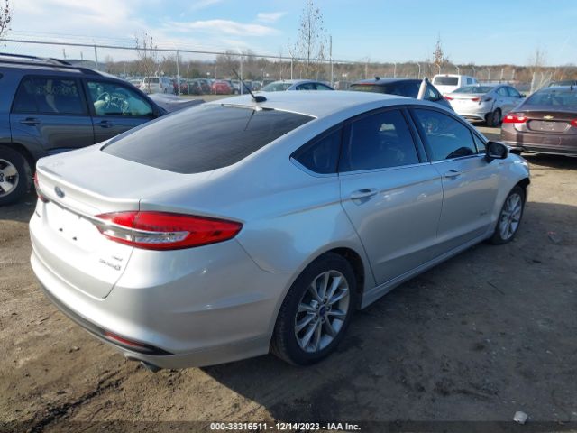 Photo 3 VIN: 3FA6P0LU4HR233448 - FORD FUSION 