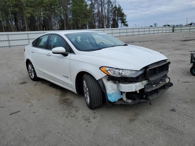 Photo 3 VIN: 3FA6P0LU4HR266143 - FORD FUSION SE 