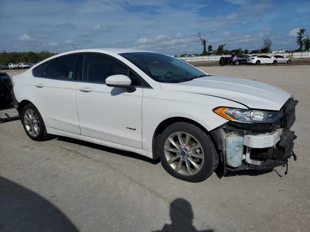 Photo 3 VIN: 3FA6P0LU4HR266627 - FORD FUSION SE 