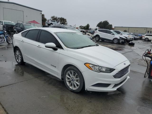 Photo 3 VIN: 3FA6P0LU4HR267101 - FORD FUSION SE 