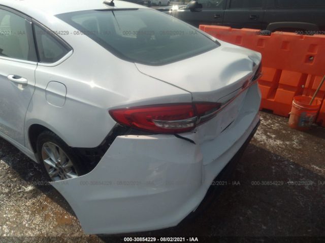 Photo 5 VIN: 3FA6P0LU4HR380725 - FORD FUSION 