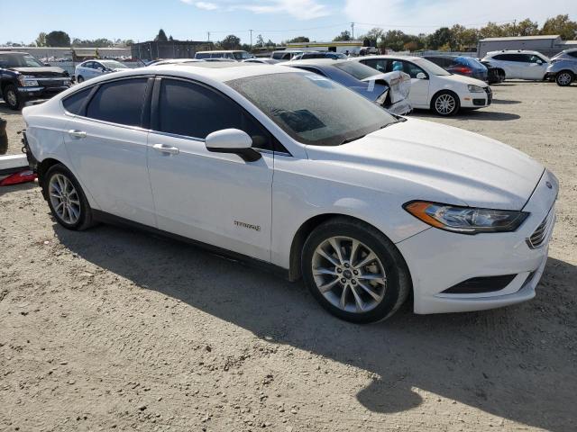 Photo 3 VIN: 3FA6P0LU4JR151340 - FORD FUSION SE 