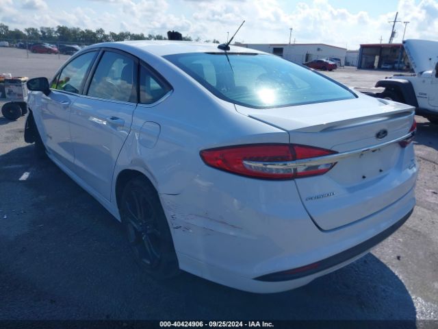 Photo 2 VIN: 3FA6P0LU4JR168848 - FORD FUSION 