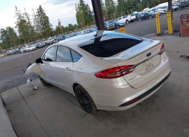 Photo 2 VIN: 3FA6P0LU4JR260817 - FORD FUSION HYBRID 