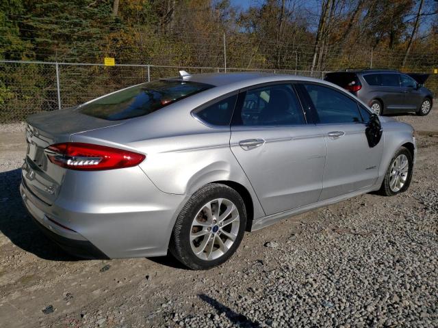 Photo 2 VIN: 3FA6P0LU4KR147225 - FORD FUSION 