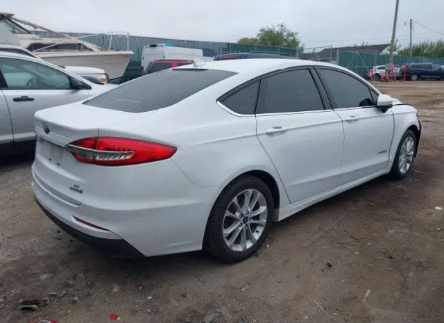 Photo 3 VIN: 3FA6P0LU4KR224840 - FORD FUSION 