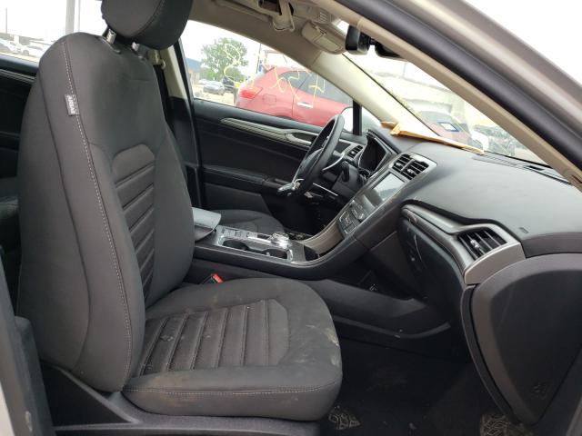 Photo 4 VIN: 3FA6P0LU4KR256428 - FORD FUSION SE 