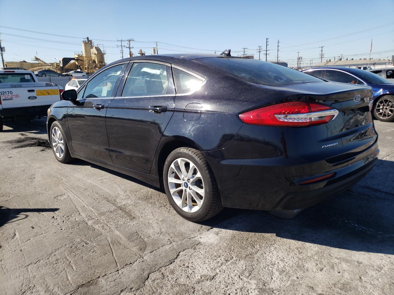 Photo 1 VIN: 3FA6P0LU4LR170876 - FORD FUSION 