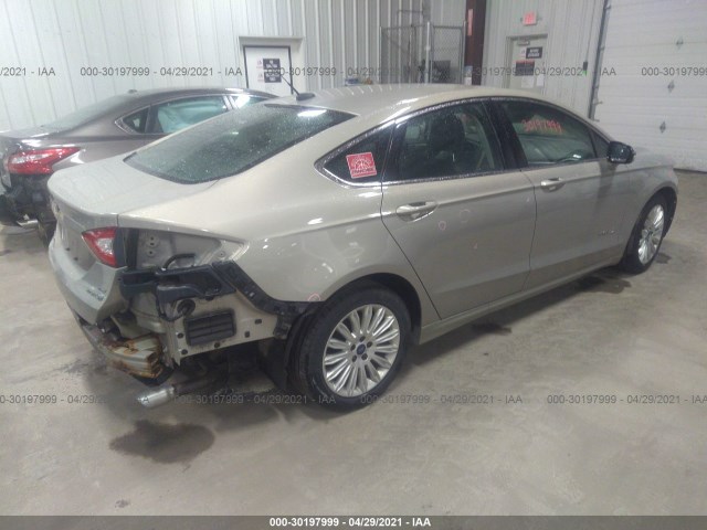 Photo 3 VIN: 3FA6P0LU5FR251941 - FORD FUSION 