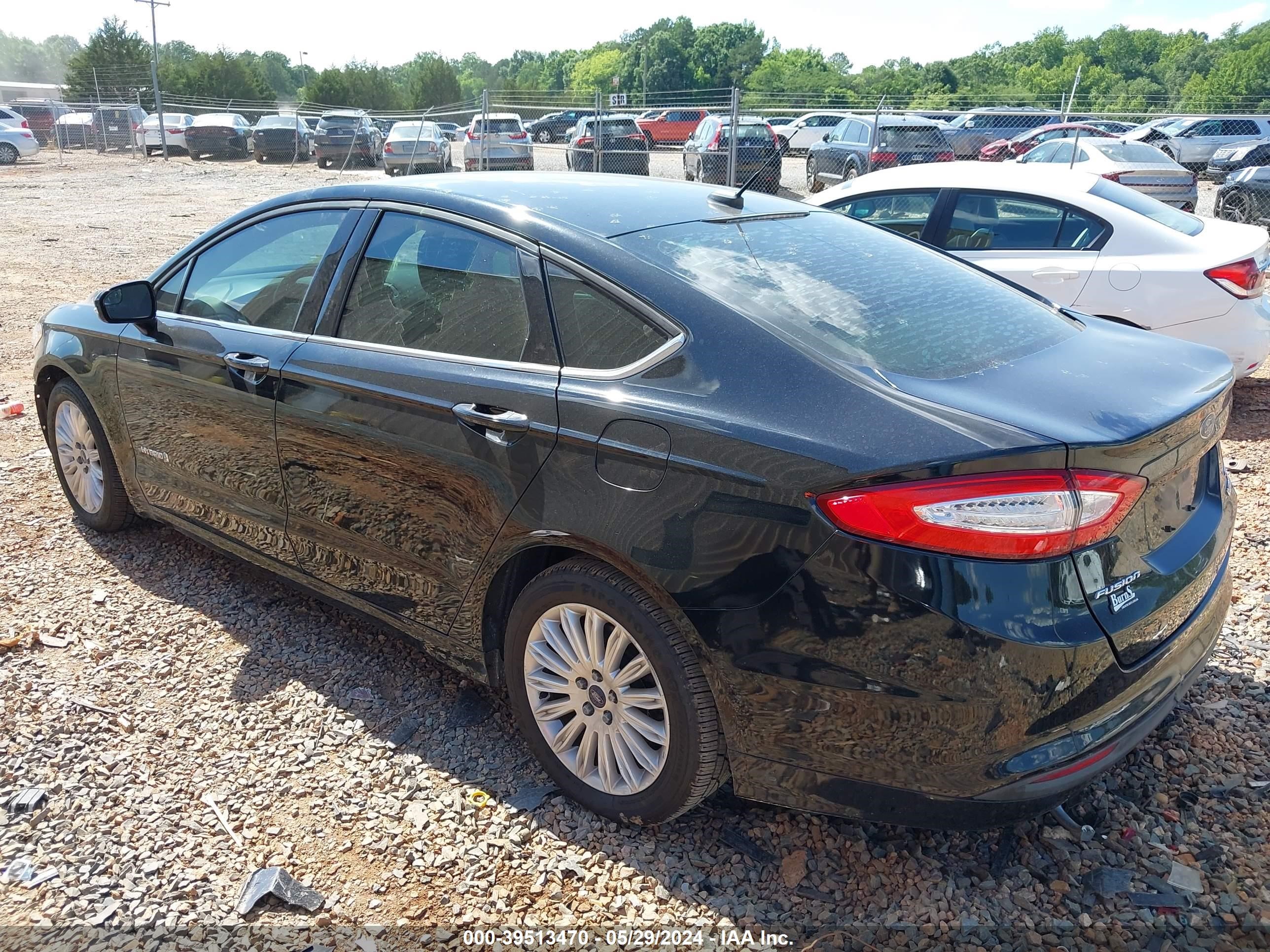 Photo 2 VIN: 3FA6P0LU5GR264819 - FORD FUSION 