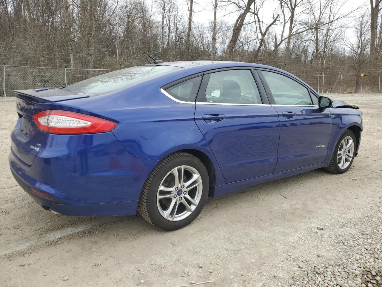 Photo 2 VIN: 3FA6P0LU5GR365083 - FORD FUSION 