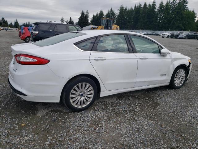 Photo 2 VIN: 3FA6P0LU5GR398620 - FORD FUSION SE 