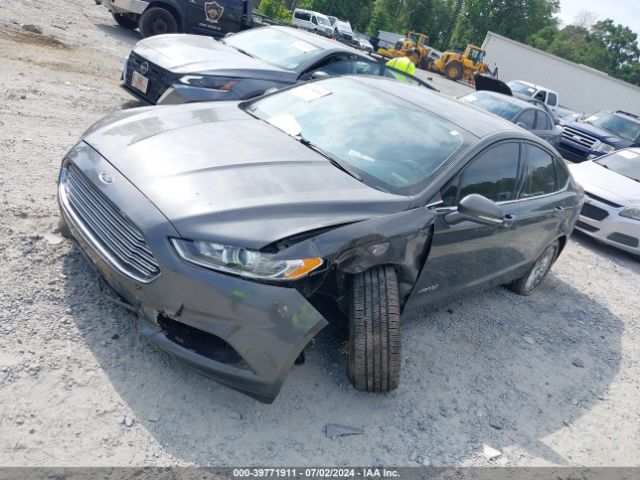 Photo 1 VIN: 3FA6P0LU5GR402827 - FORD FUSION 