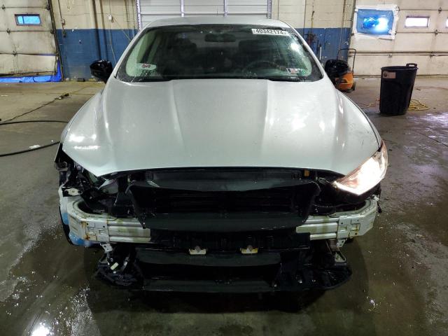 Photo 4 VIN: 3FA6P0LU5HR234933 - FORD FUSION 