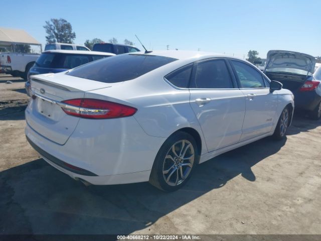 Photo 3 VIN: 3FA6P0LU5HR285526 - FORD FUSION 