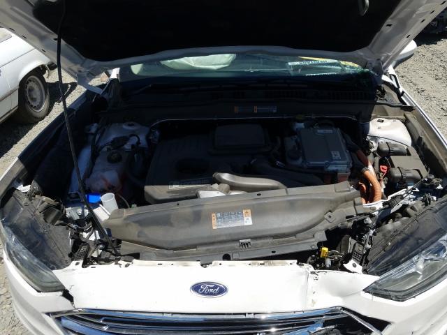 Photo 6 VIN: 3FA6P0LU5HR306634 - FORD FUSION SE 