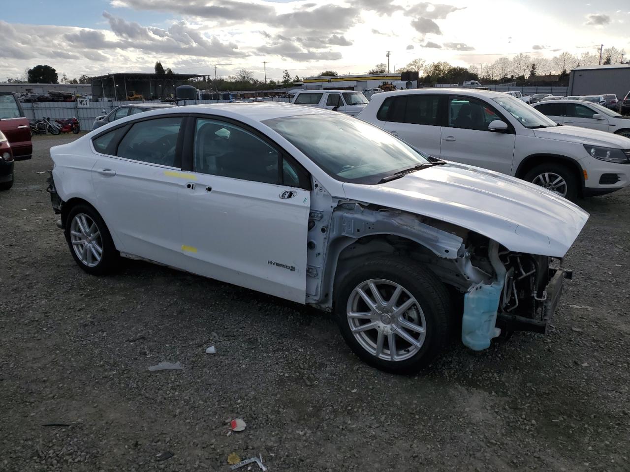 Photo 3 VIN: 3FA6P0LU5HR384797 - FORD FUSION 