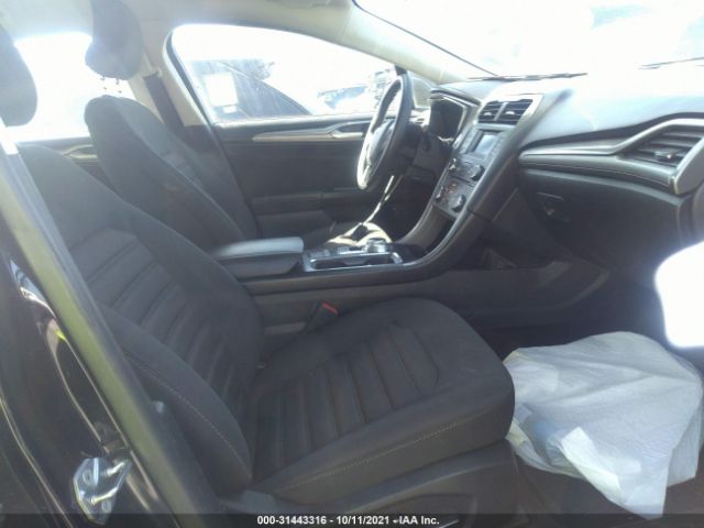 Photo 4 VIN: 3FA6P0LU5HR386372 - FORD FUSION 