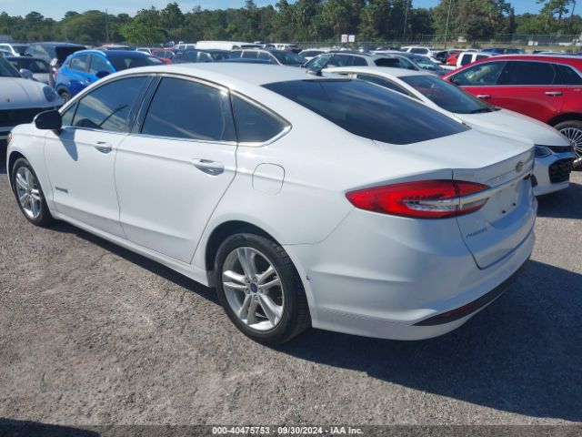 Photo 2 VIN: 3FA6P0LU5JR156448 - FORD FUSION 