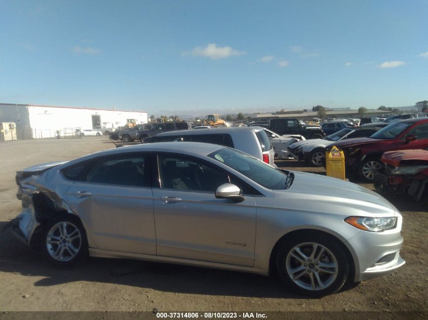 Photo 12 VIN: 3FA6P0LU5JR221590 - FORD FUSION 