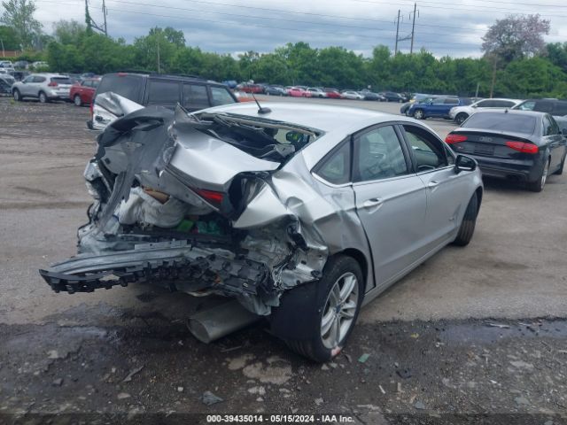 Photo 5 VIN: 3FA6P0LU5JR247879 - FORD FUSION HYBRID 