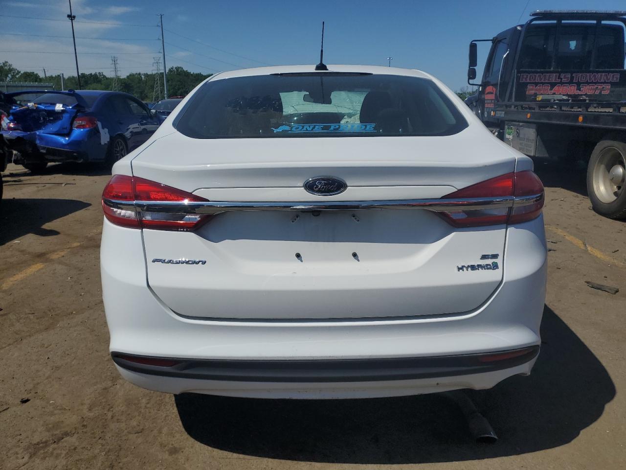 Photo 5 VIN: 3FA6P0LU5JR269560 - FORD FUSION 