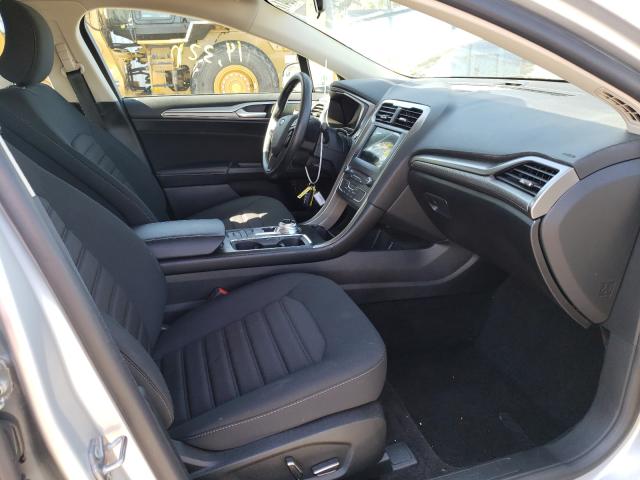 Photo 4 VIN: 3FA6P0LU5JR277349 - FORD FUSION 