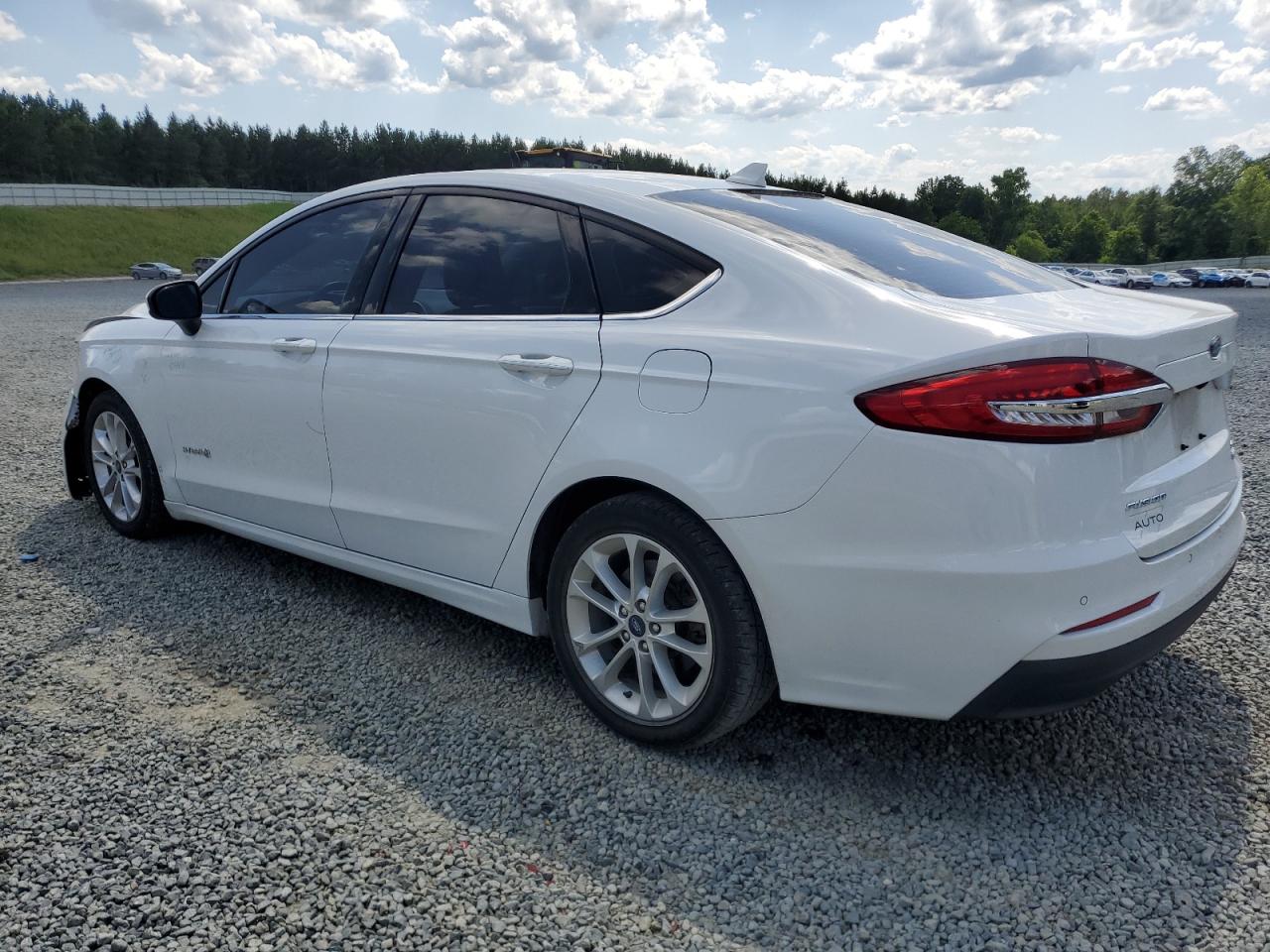 Photo 1 VIN: 3FA6P0LU5KR190018 - FORD FUSION 