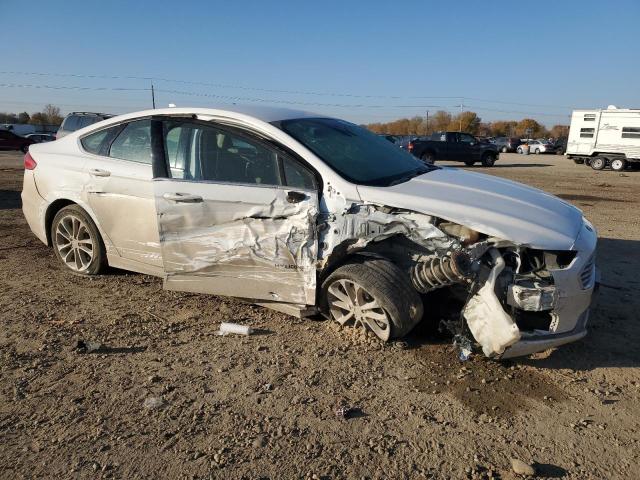 Photo 3 VIN: 3FA6P0LU5KR220747 - FORD FUSION 