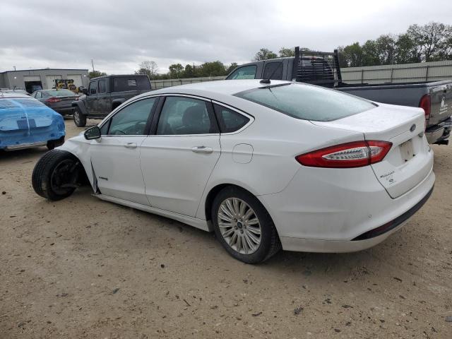 Photo 1 VIN: 3FA6P0LU6DR181556 - FORD FUSION 