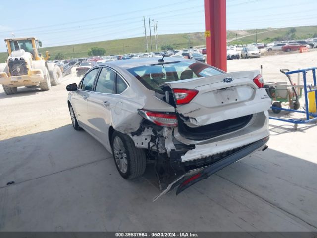 Photo 2 VIN: 3FA6P0LU6DR227614 - FORD FUSION 