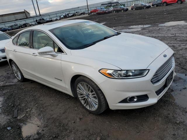 Photo 3 VIN: 3FA6P0LU6ER148297 - FORD FUSION 