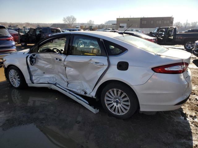 Photo 1 VIN: 3FA6P0LU6ER176777 - FORD FUSION 