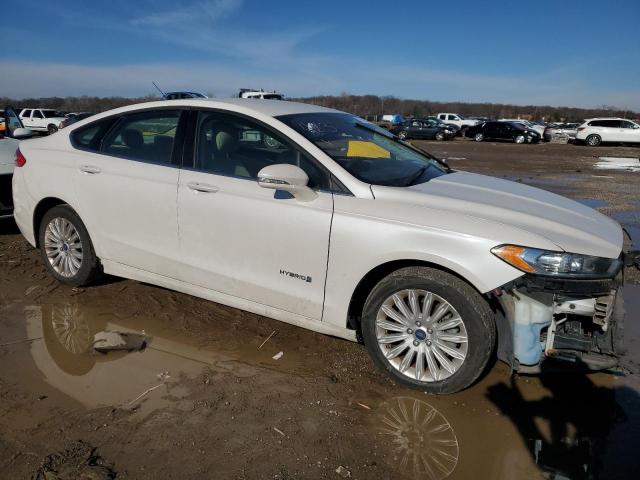 Photo 3 VIN: 3FA6P0LU6ER176777 - FORD FUSION 