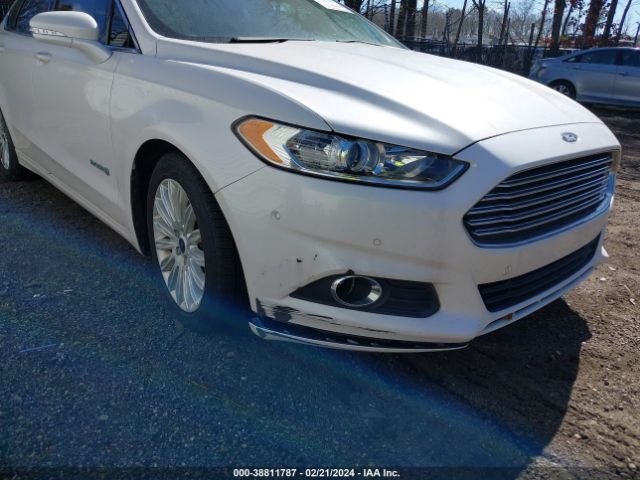 Photo 5 VIN: 3FA6P0LU6FR183729 - FORD FUSION HYBRID 