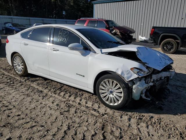 Photo 3 VIN: 3FA6P0LU6FR184864 - FORD FUSION 