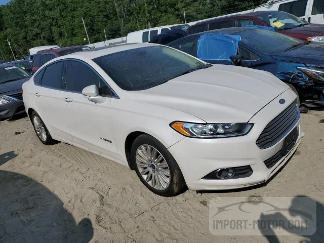 Photo 3 VIN: 3FA6P0LU6GR128604 - FORD FUSION 