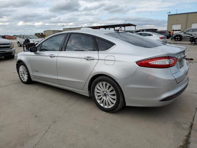 Photo 1 VIN: 3FA6P0LU6GR188088 - FORD FUSION SE 