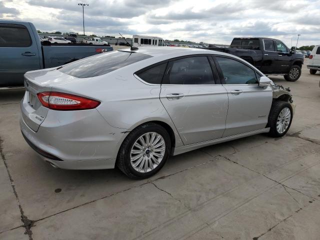 Photo 2 VIN: 3FA6P0LU6GR188088 - FORD FUSION SE 