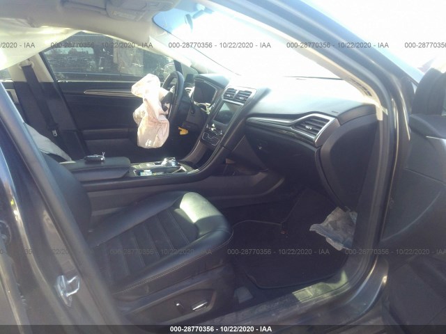 Photo 4 VIN: 3FA6P0LU6HR165105 - FORD FUSION 